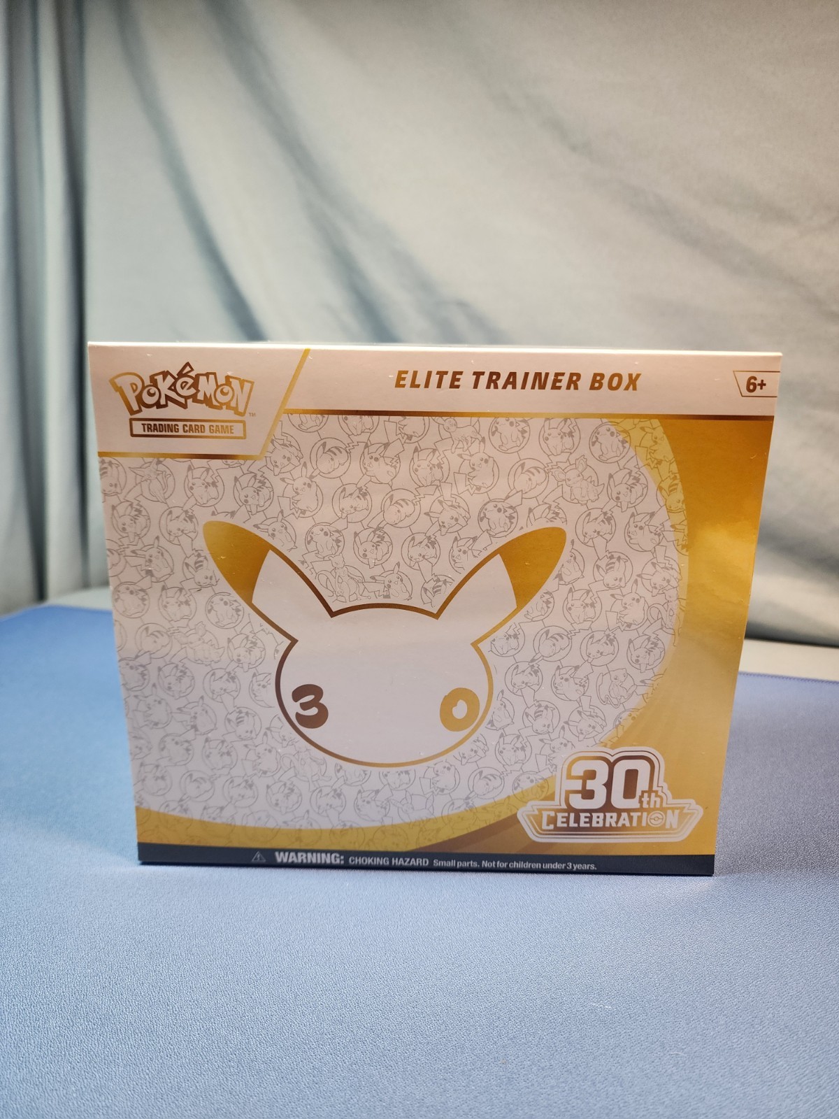 Élite Trainer Box 30th Anniversary Pokemon Card Game-NEW SEALED-READY TO SHIP