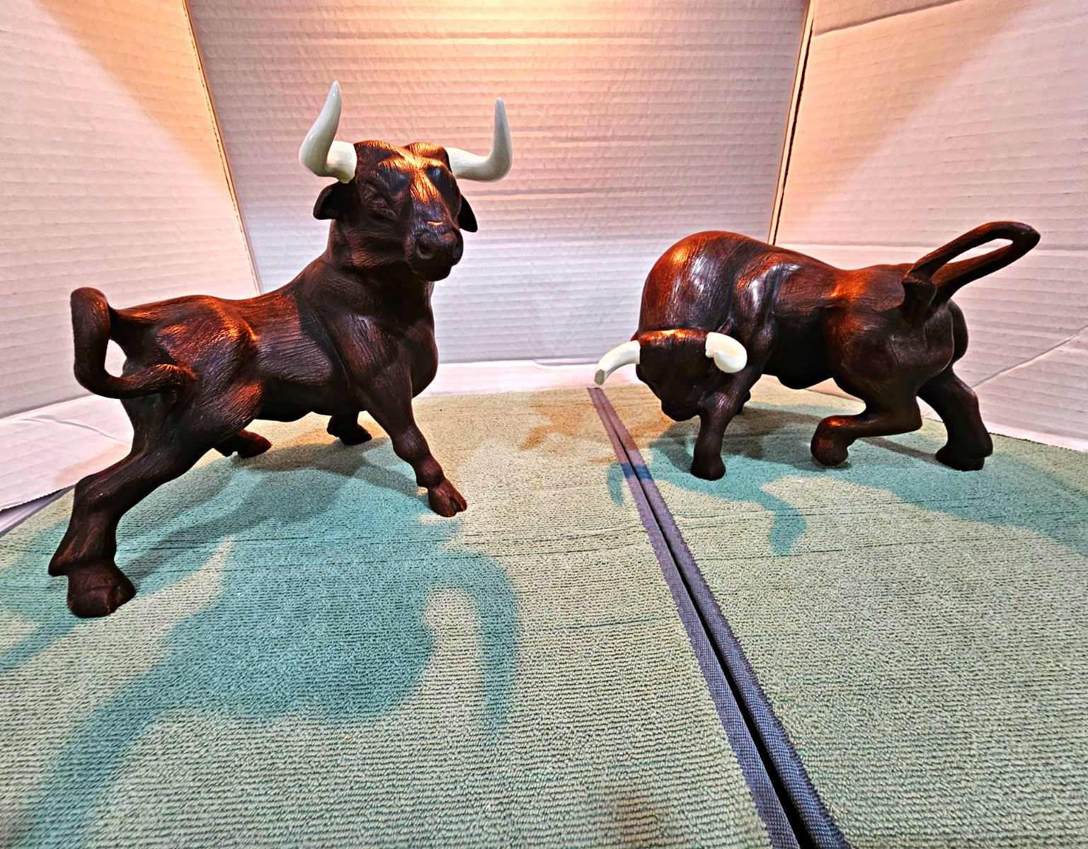 Vintage Pair Bull Ceramic Figurines Brown/White Horns Painted