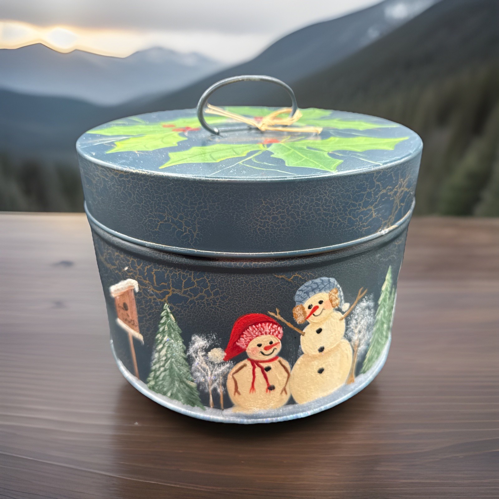 Hand Painted Tin With Liner And Top Handle On Lid Christmas Snowman Holiday