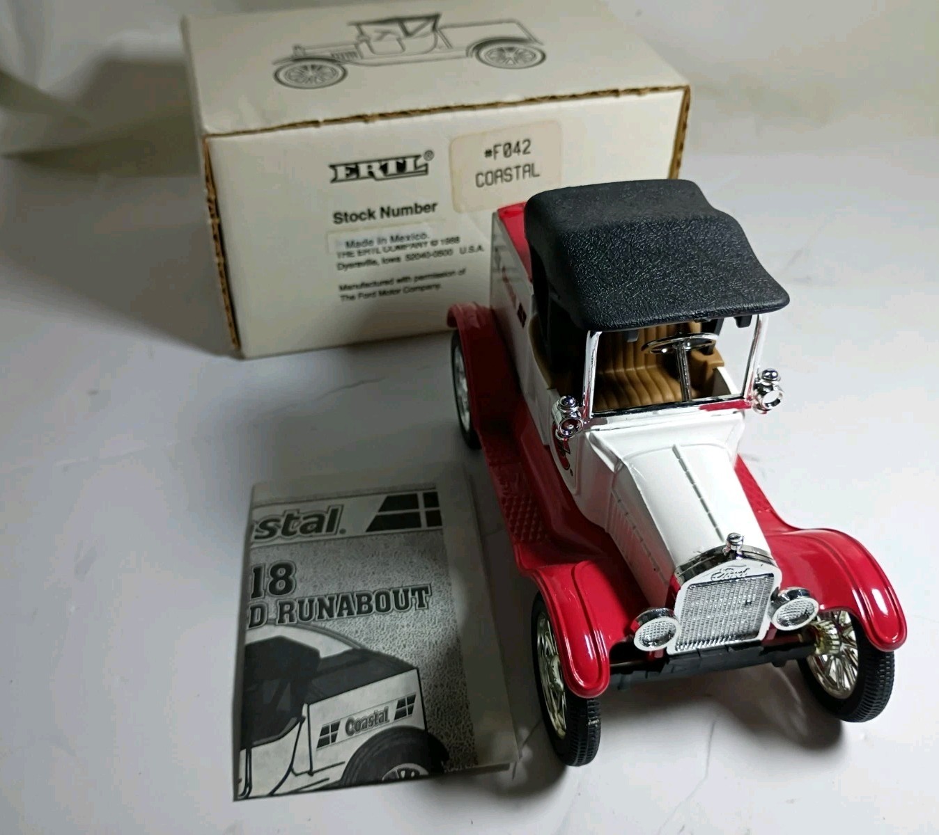 ERTL 1918 Ford Runabout Bank 1:25 Scale Die-Cast Coastal Edition Stock F042 Box