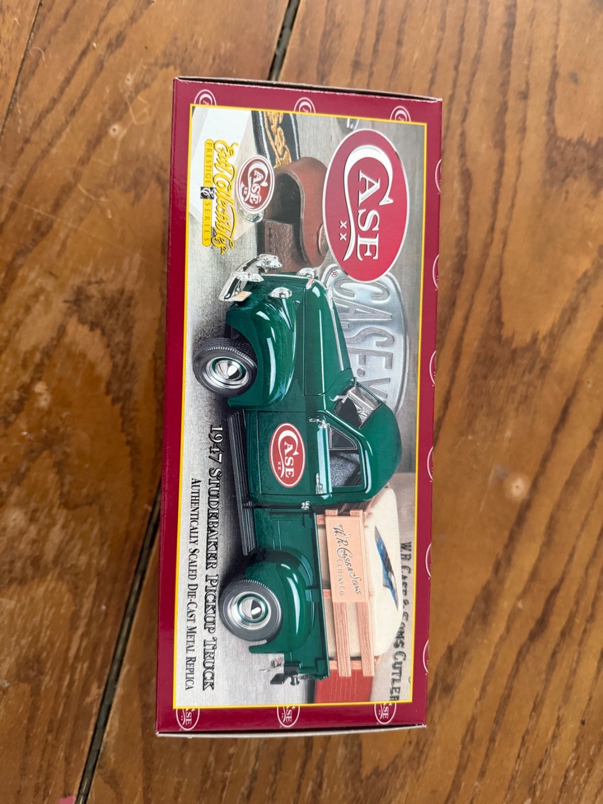 Ertl 1947 Studebaker Pickup 1:25 Scale Die-Cast  Replica & Case XX 6201 SS NEW