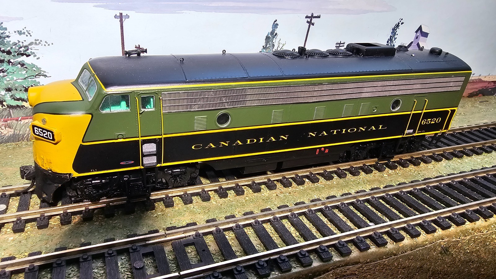 Intermountain  HO FP9A - Canadian National  w/DCC -No Sound- # 6520 EXCELLENT