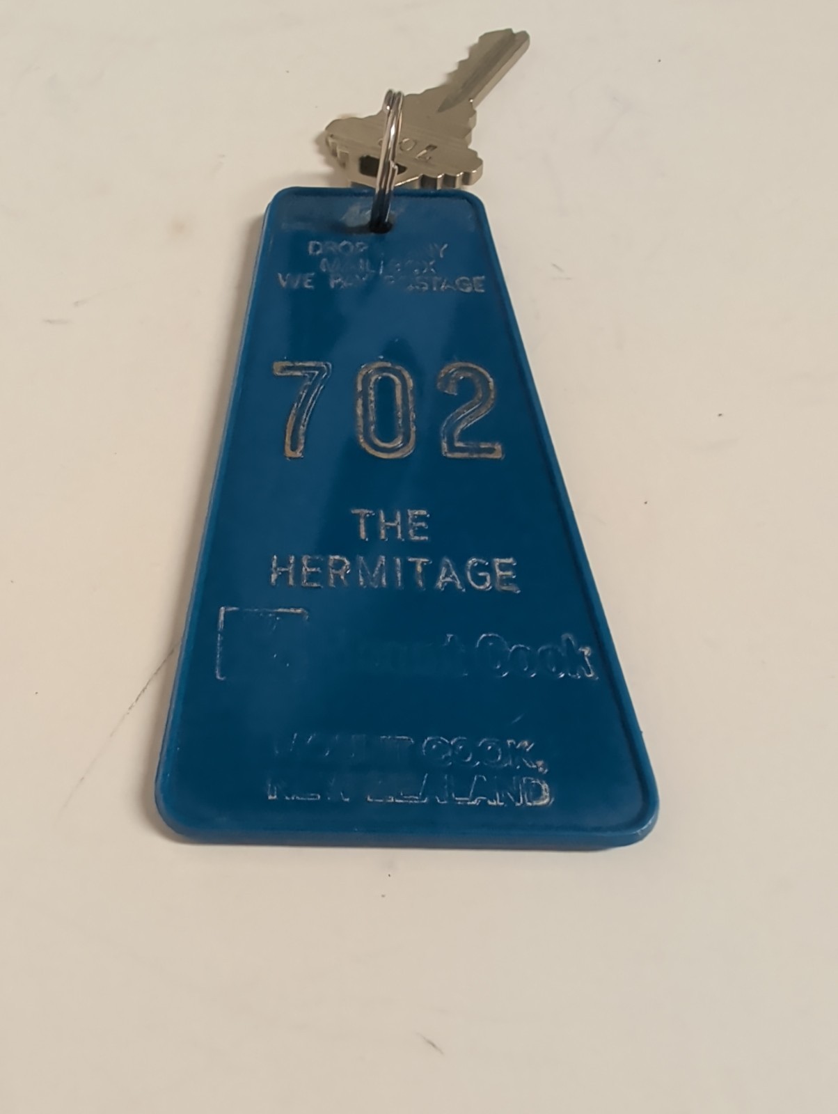 The Hermitage Hotel Motel Room Key Fob & Key Mount Cook New Zealand #702 RARE