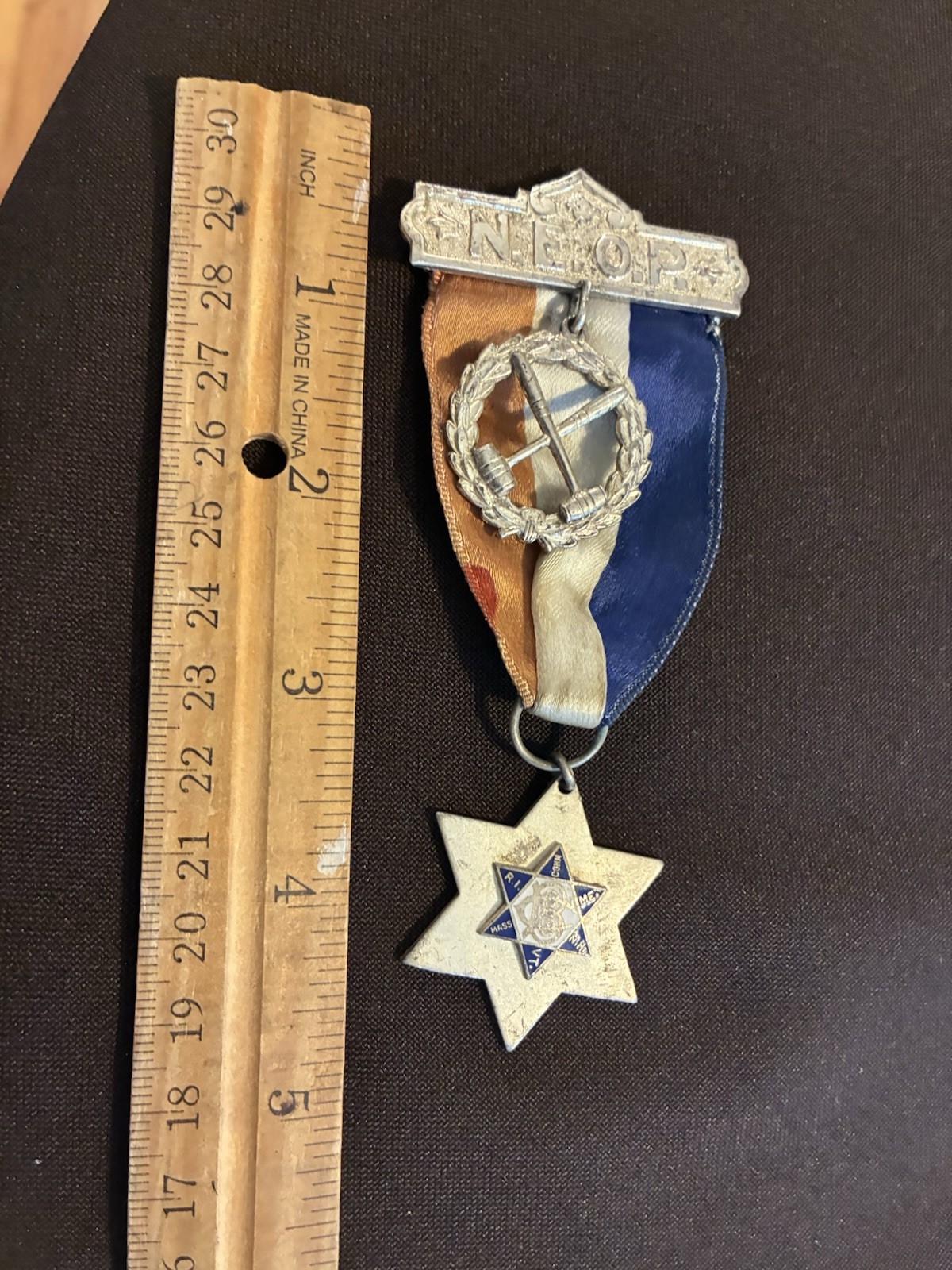 Vintage N.E.O.P. New England Order of Protection Pinback Medal Badge LOOK NEOP