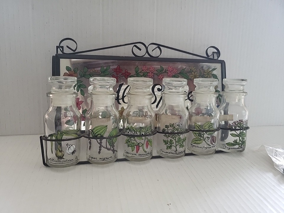 Vintage Spice Jars And Holder Vintage Spice Jars And Holder