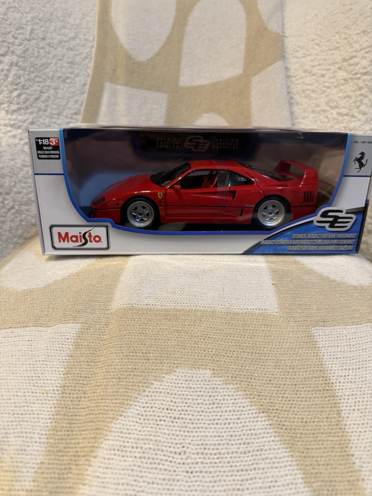 Maisto 1:18 Ferrari F40 1987 Red Diecast Collectible Model Car