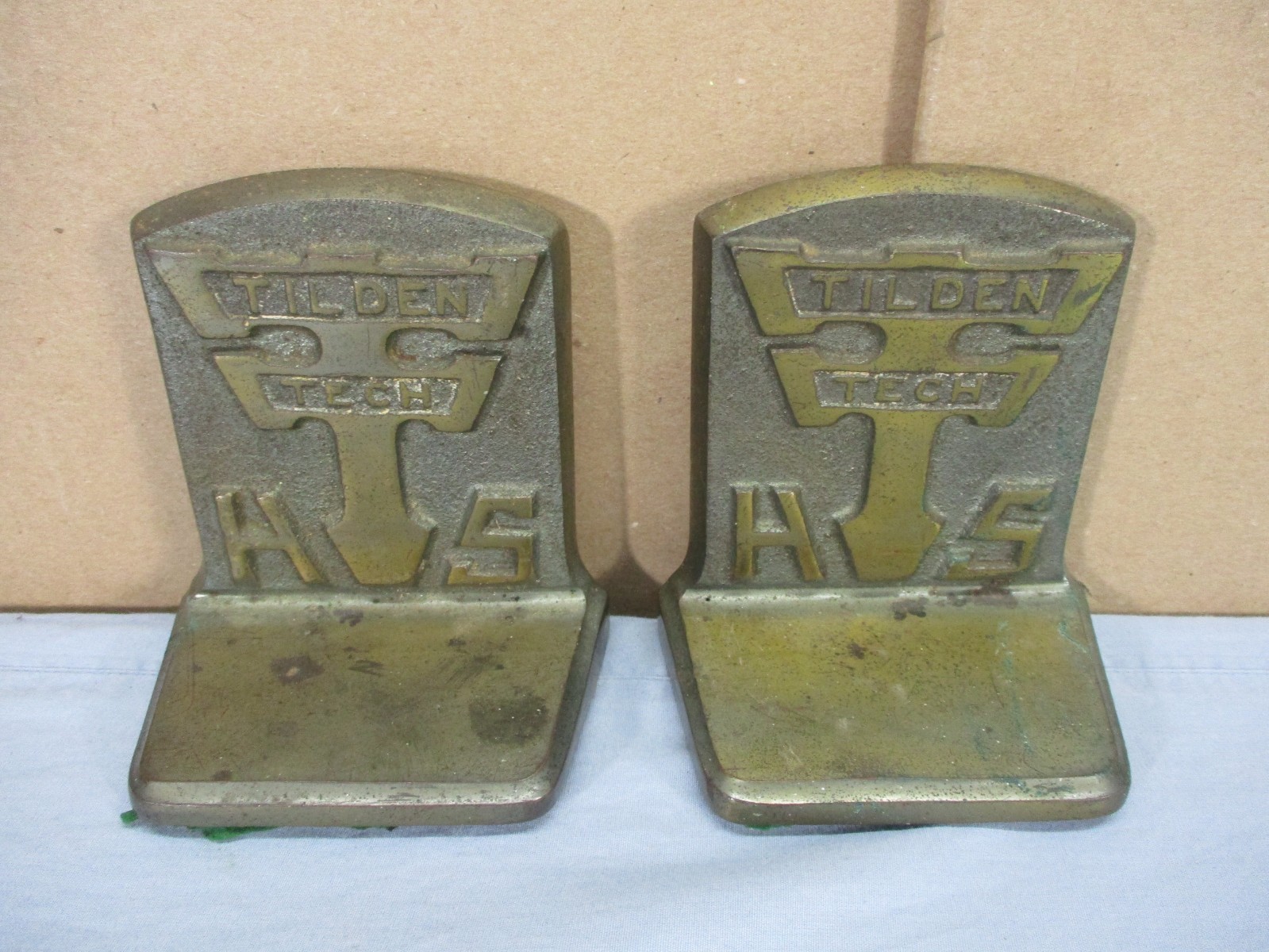 Antique TILDEN TECH HIGH SCHOOL in Chicago Heavy Metal Book Ends cir. 1890\'s Antique TILDEN TECH HIGH SCHOOL in Chicago Heavy Metal Book Ends cir. 1890\'s
