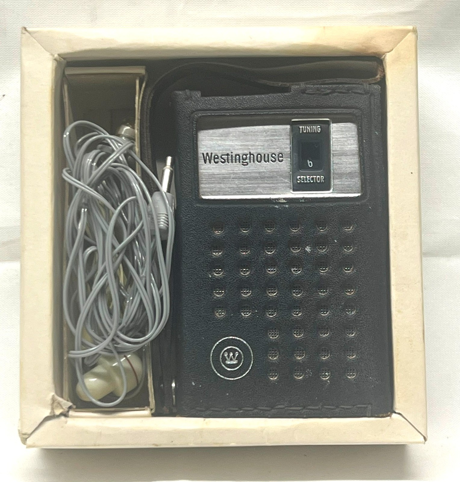 VTG 1960s Westinghouse H-902P6-GPA 6 Transistor Pocket Radio Sort of Works