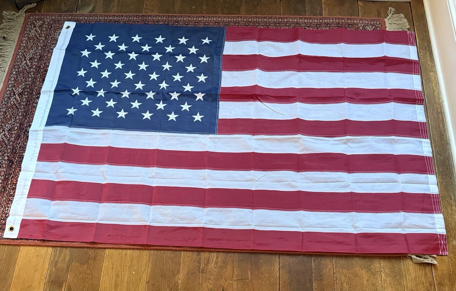 NEW STANDARD AMERICAN FLAG LARGE EMBROIDERED STARS WEATHERPROFF 2 GROMMETS 4’x6’ NEW STANDARD AMERICAN FLAG LARGE EMBROIDERED STARS WEATHERPROFF 2 GROMMETS 4’x6’