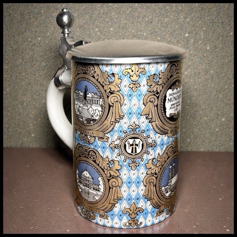 Vintage German Porcelain Pewter Lidded München Souvenir Beer Stein Hofbräuhaus Vintage German Porcelain Pewter Lidded München Souvenir Beer Stein Hofbräuhaus