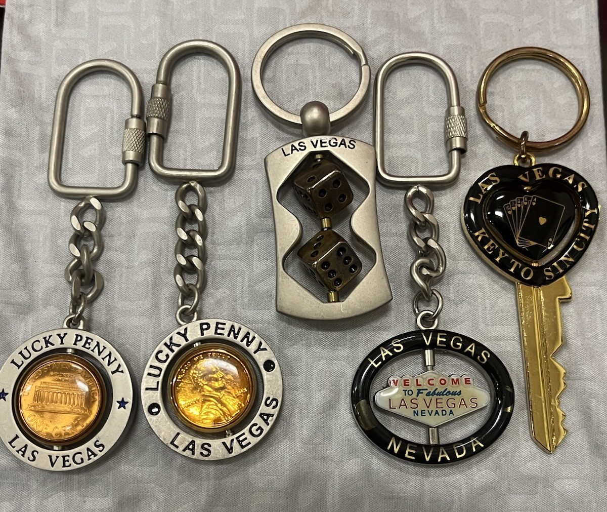 5 Las Vegas Keychains Lucky Penny Key to Sin City Dice Casino Nevada Souvenir