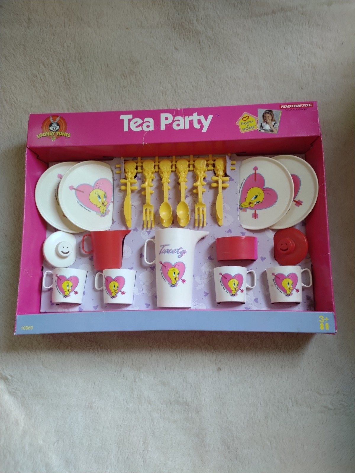 Vintage Tootsie Toy Looney Tunes Tweety Bird Tea Set New In Box Vintage Tootsie Toy Looney Tunes Tweety Bird Tea Set New In Box