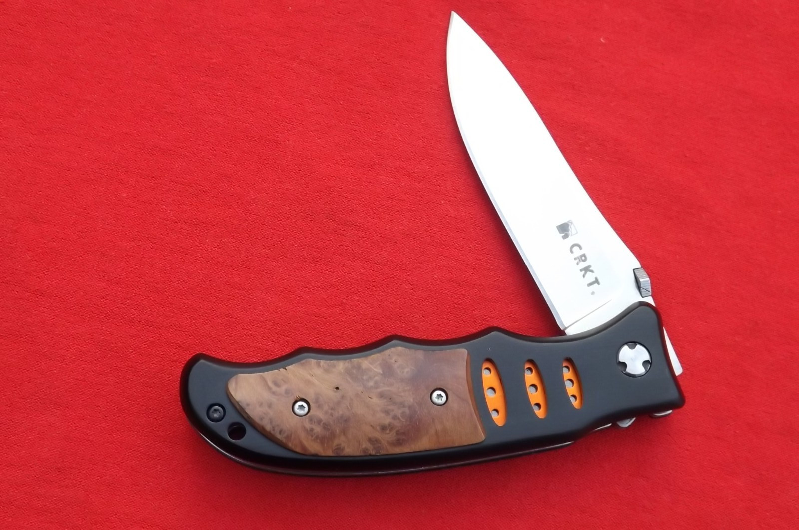 CRKT COLUMBIA RIVER  LAKE DESIGN  SENTINEL  WOOD GRIPS  CLEAN NEW UNUSED LINER