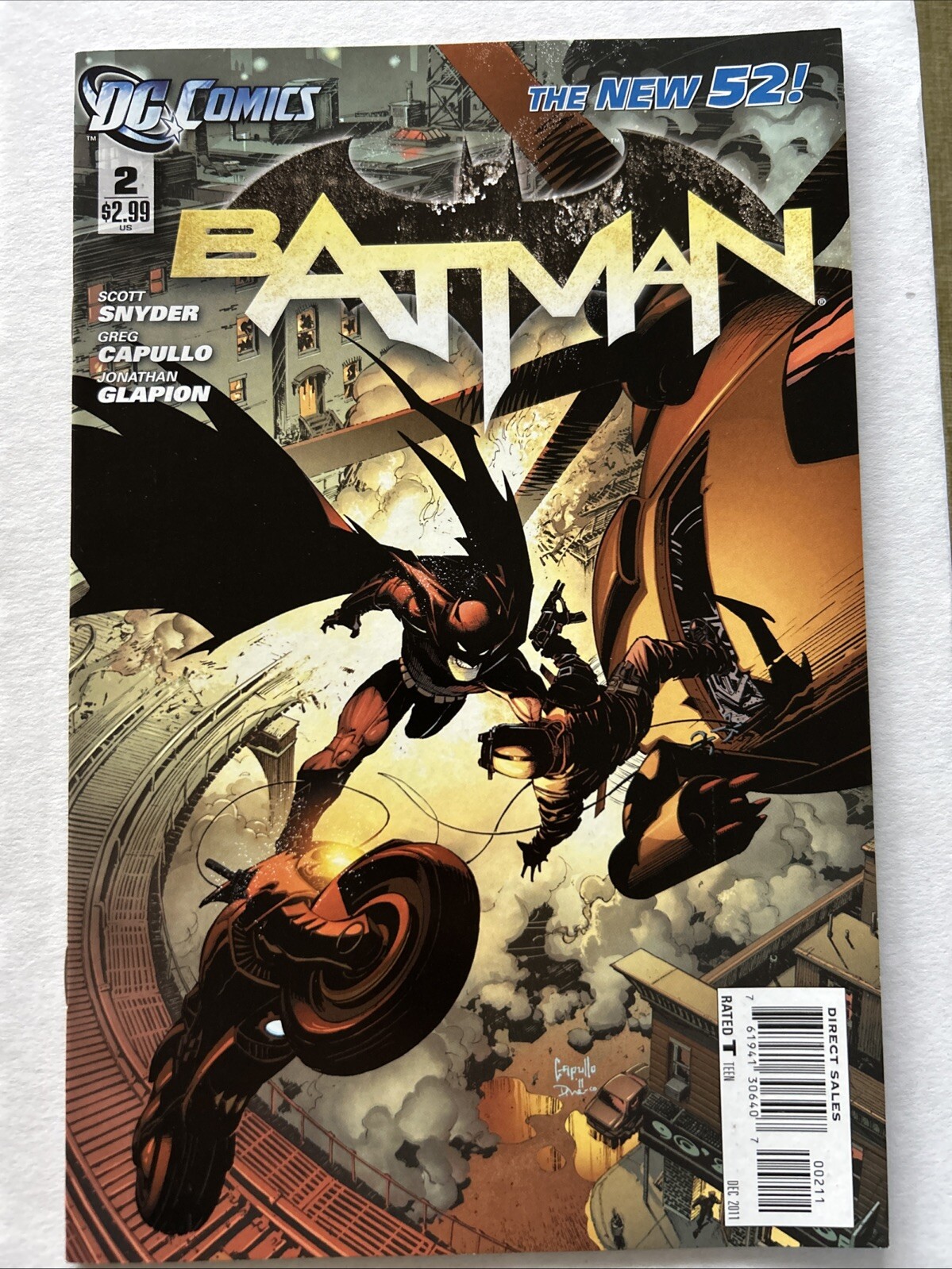 BATMAN #2 DC NEW 52 2011 (1ST APP OF TALON/WILLIAM COBB) 1st Print