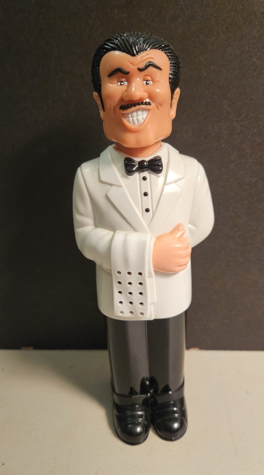 Vintage Fun-Damental Novelty Obnoxious Waiter Pepper Grinder - READ DESC Vintage Fun-Damental Novelty Obnoxious Waiter Pepper Grinder - READ DESC