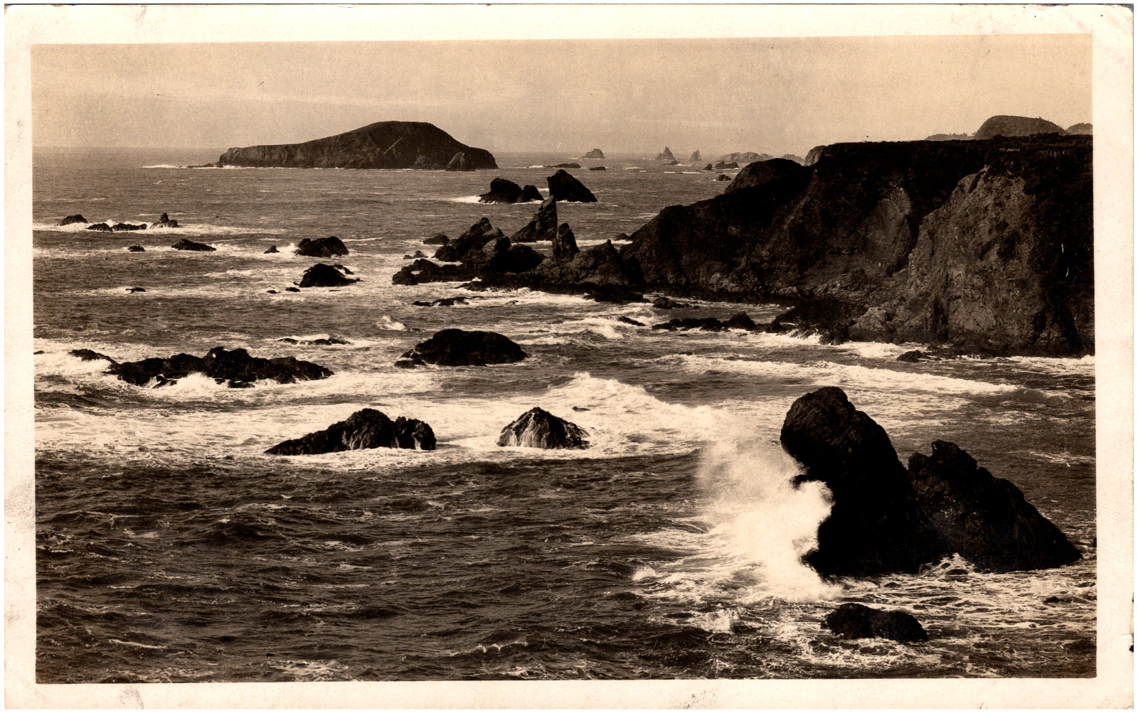 Coastal Cliffs at Brookings Oregon OR Pacific Ocean 1920s RPPC Postcard Photo . Coastal Cliffs at Brookings Oregon OR Pacific Ocean 1920s RPPC Postcard Photo .