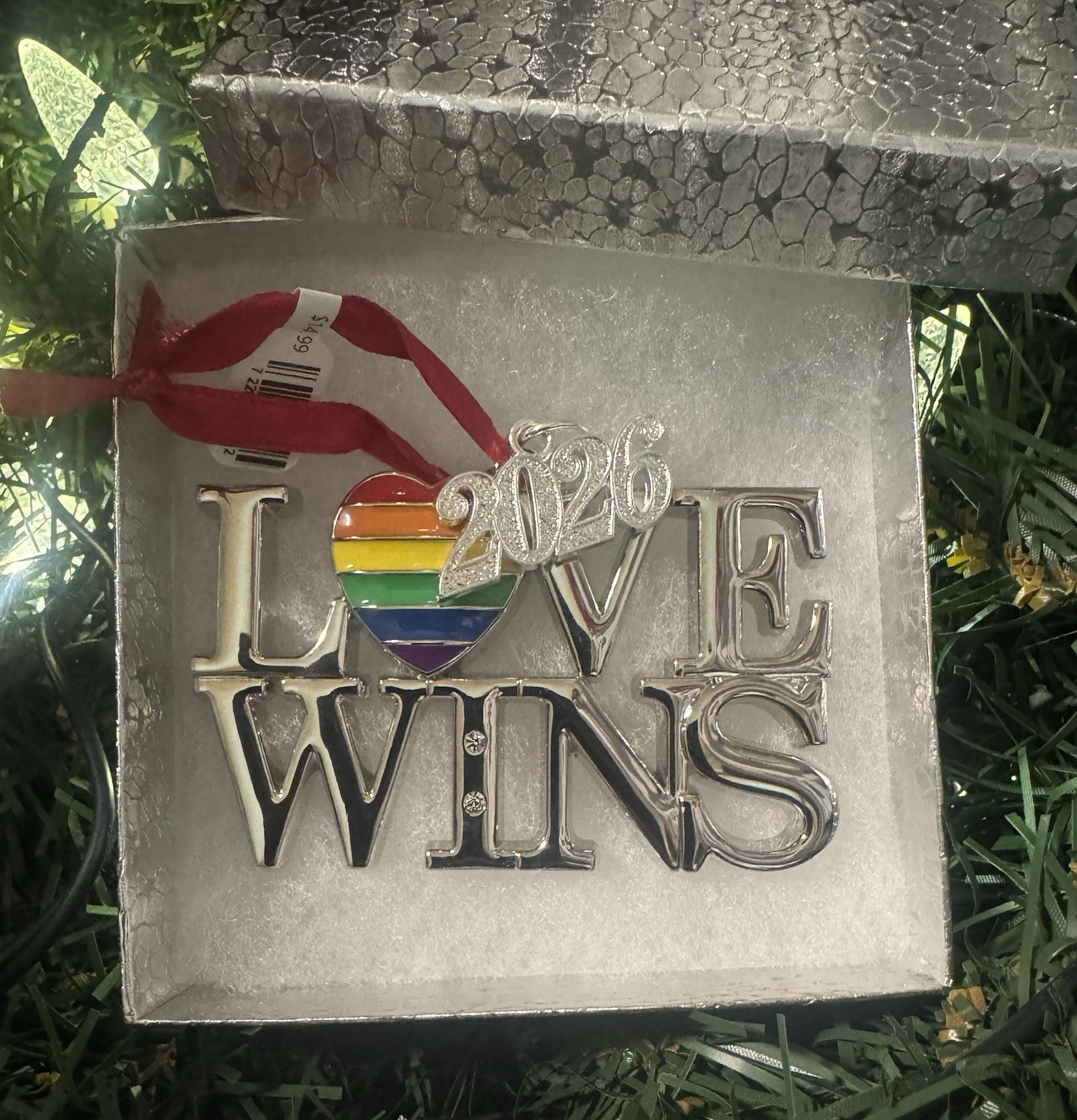 2026 Harvey Lewis Love Wins Rainbow Gay Christmas Ornament European Crystal, New