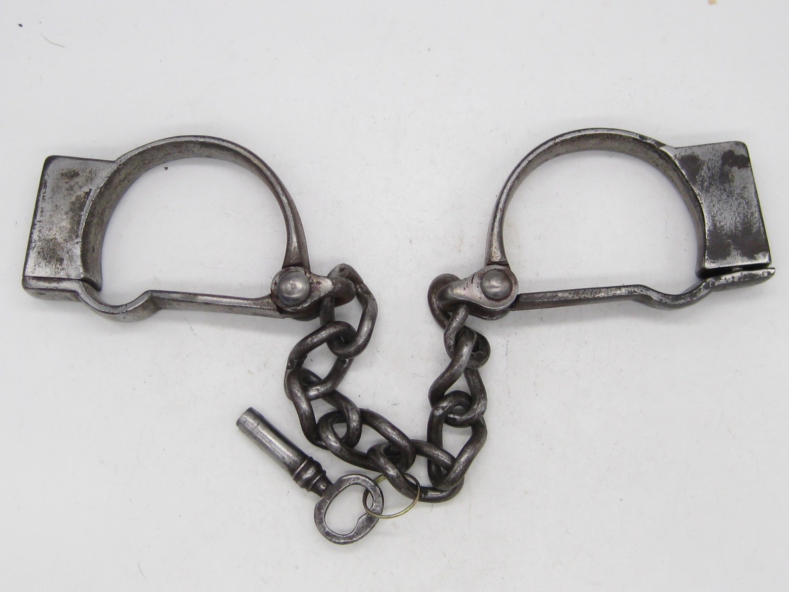 1861 Rankin Long Chain Handcuffs ( restraints )