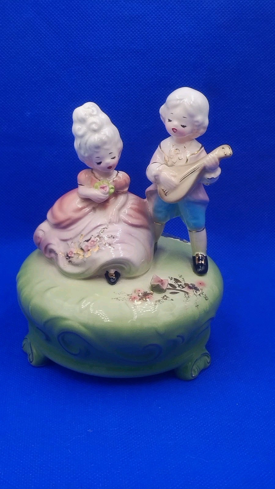 Vintage Josef Originals Love Theme Plays Moonlight Sonata Music Box  MCM
