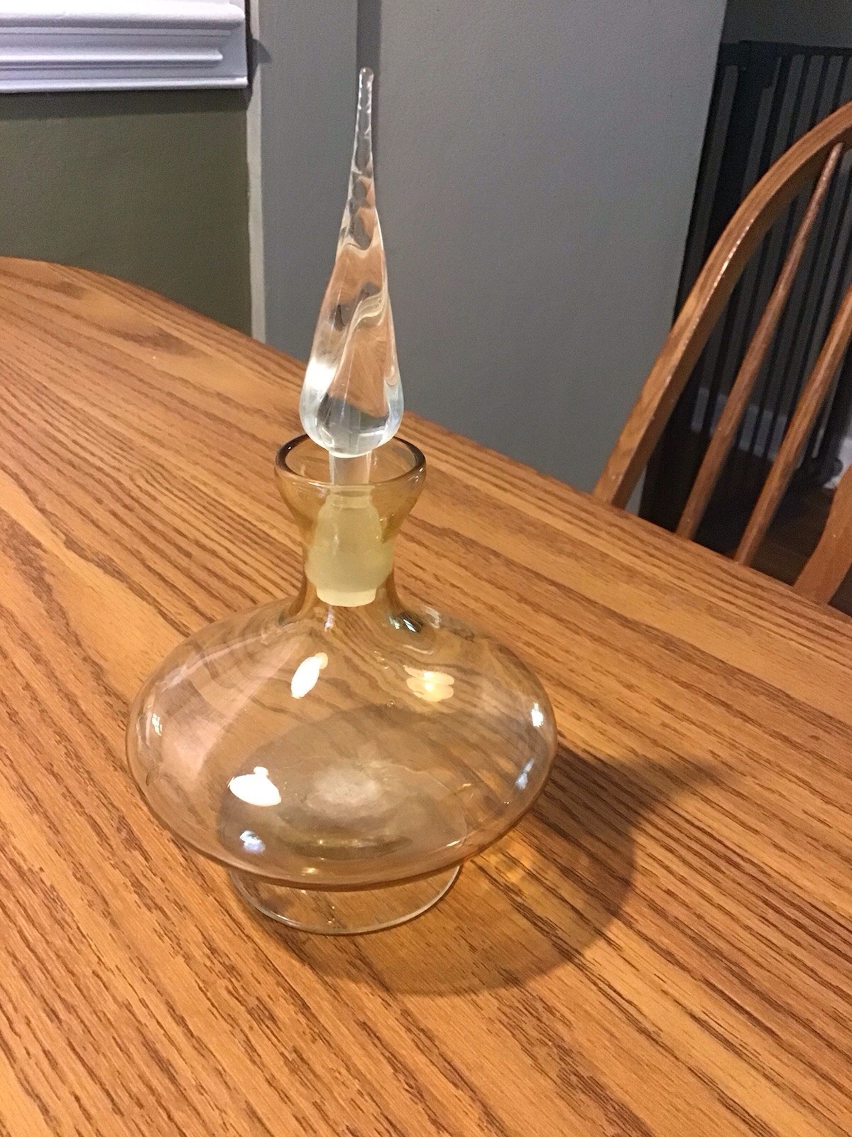 Vintage Glass Genie Bottle (8”X4”X4”) Vintage Glass Genie Bottle (8”X4”X4”)