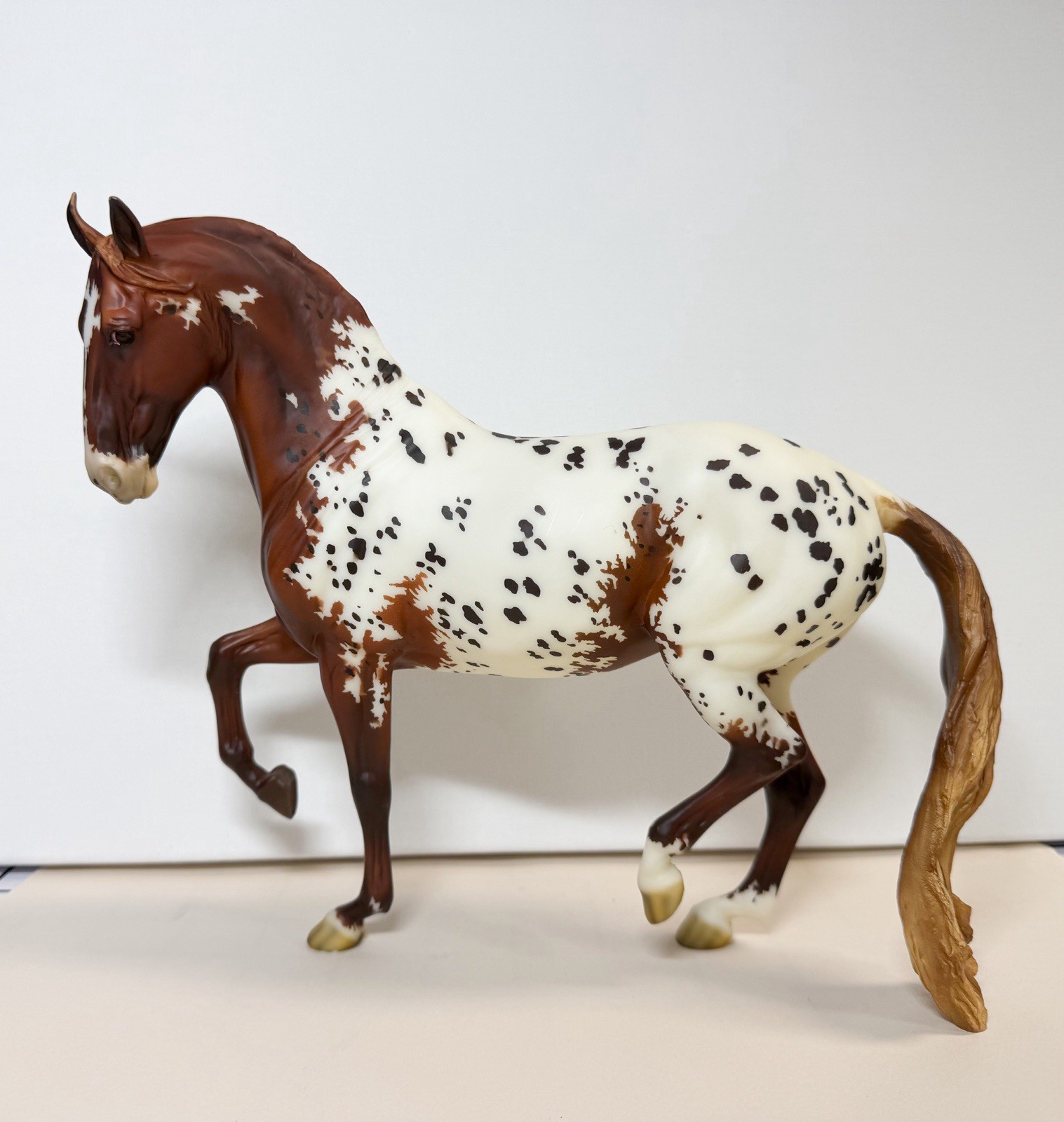 Breyer Premier Club 2017 Carina And Salene