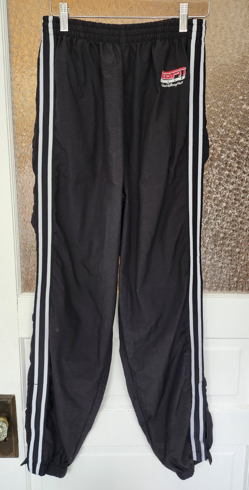 ESPN Club Walt Disney World Vintage Wind Breaker Pants Size L NWT
