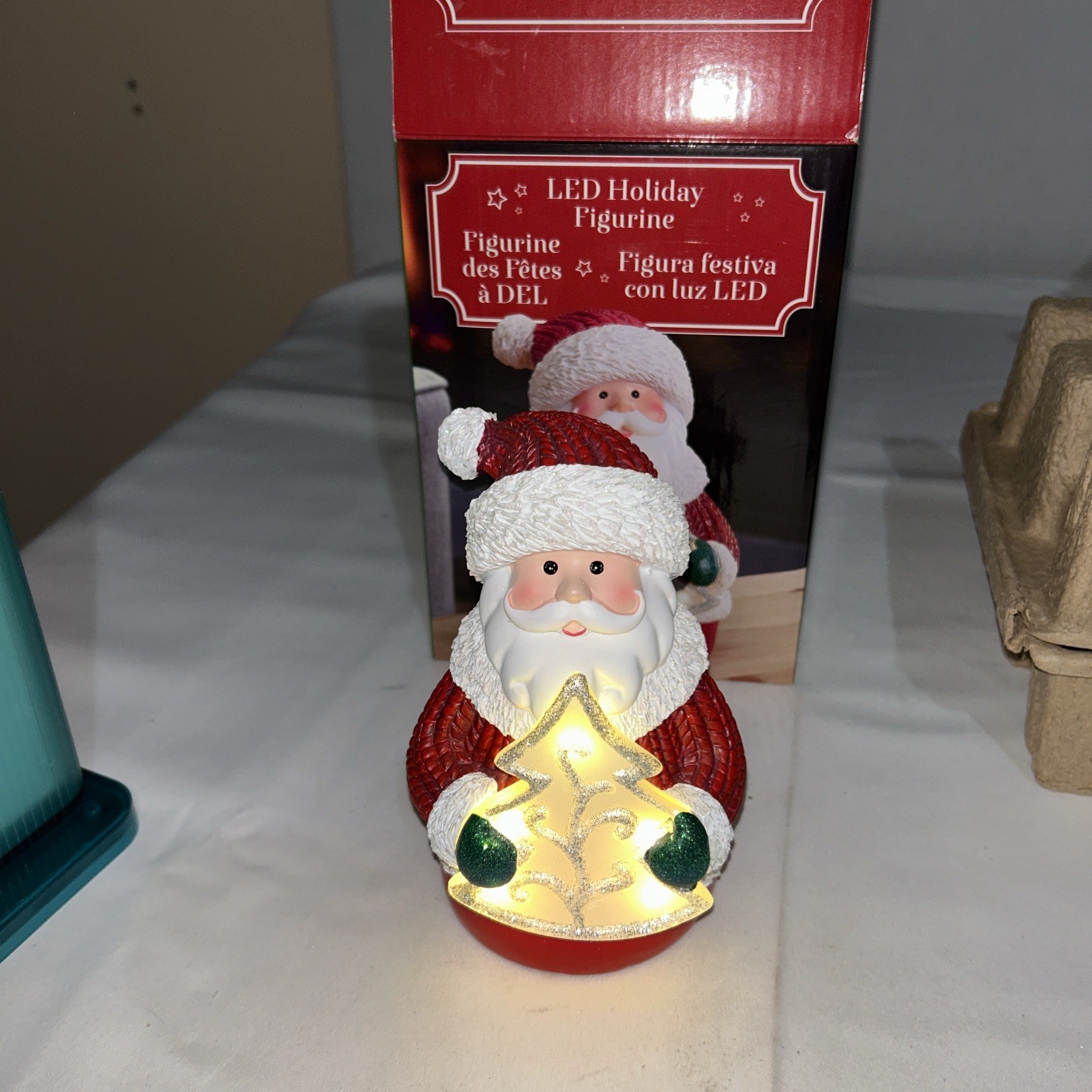 Costco LED Holiday Figurine Santa Holding Tree 6HR/18HR Timer New With Box