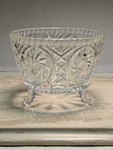 Vintage PRESSED CUT ETCHED GLASS 3 FOOTED BOWL PINWHEELS HOBSTARS