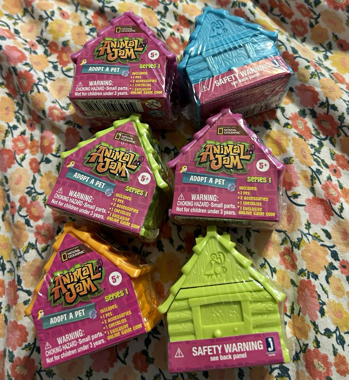 National Geographic Animal Jam Adopt A Pet Series 1 Blind Pack Lot of 6 Unopened National Geographic Animal Jam Adopt A Pet Series 1 Blind Pack Lot of 6 Unopened