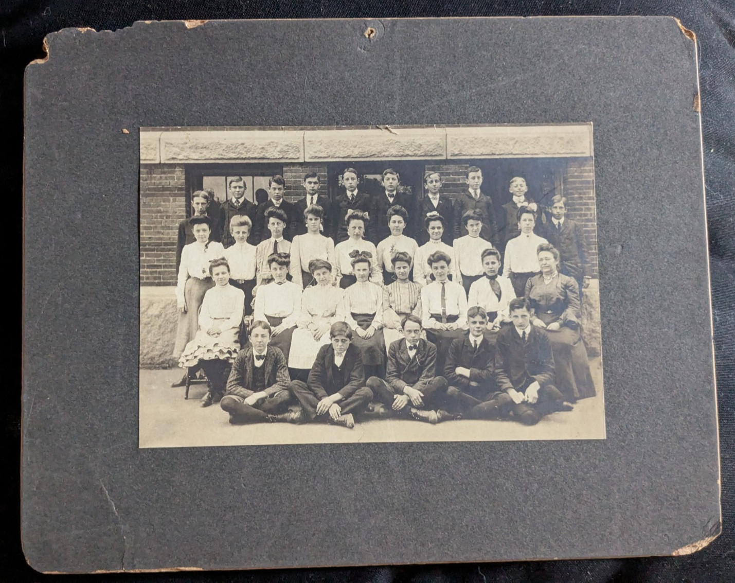 1904 Ninth Grade Class Photo Nashua NH – C.A. Mason Photographer