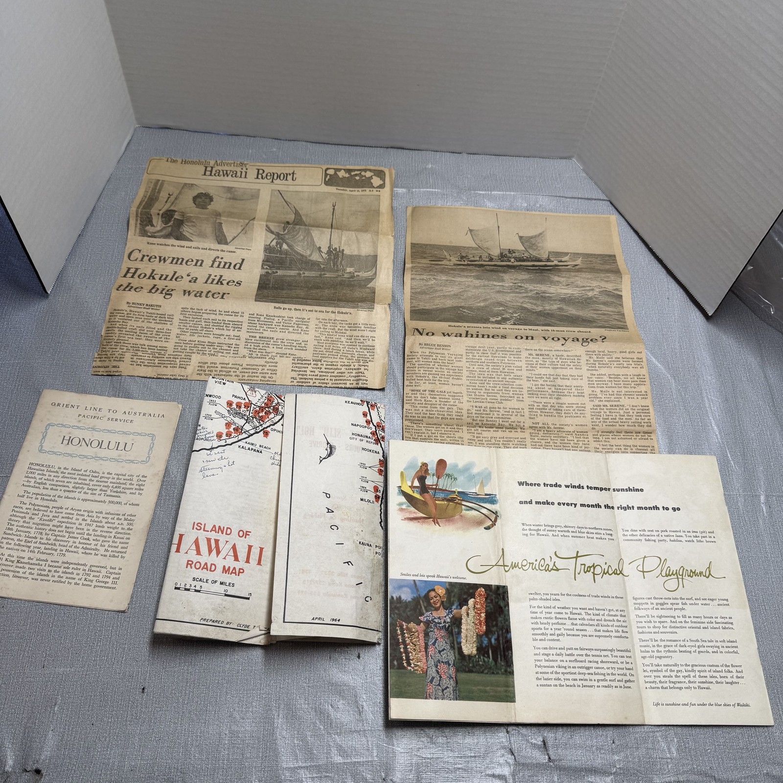 Vintage 1970s Hawaii Ephemera Lot Hokulea Newspaper Maps Brochures
