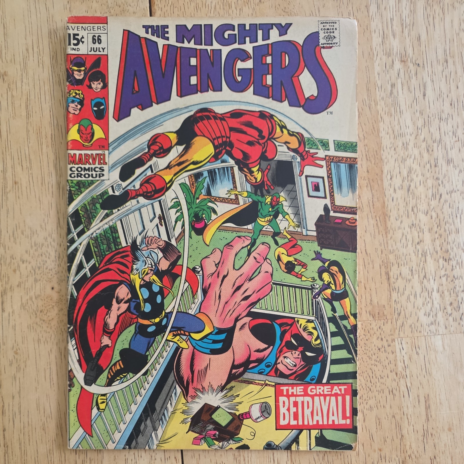 Vintage Marvel Comic Book 1969 Avengers #66 Iron Man,Thor, Vision BETRAYAL VG+
