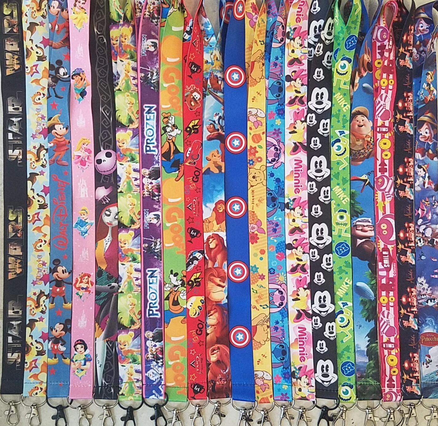 PICK ONE DISNEY WORLD LANYARD FOR PIN TRADING STITCH PRINCESSES GOOFY B3G1