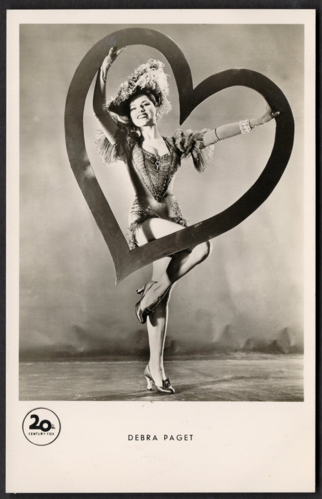 DEBRA PAGET 1950s American Movie Actress Sexy Pose. Real Photo Postcard