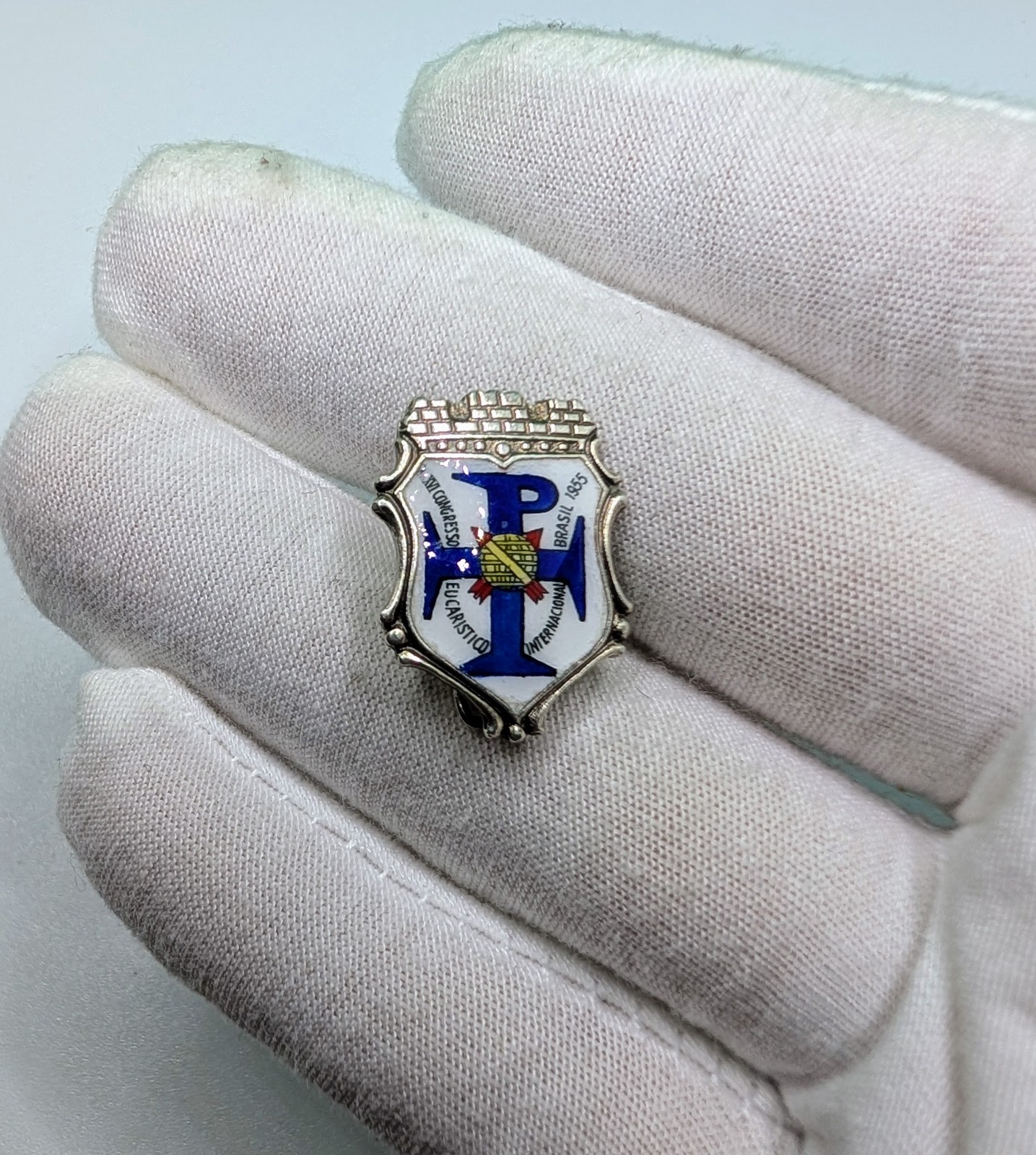 1955 XXXVI International Eucharistic Congress Brazil Enamel Lapel Pin