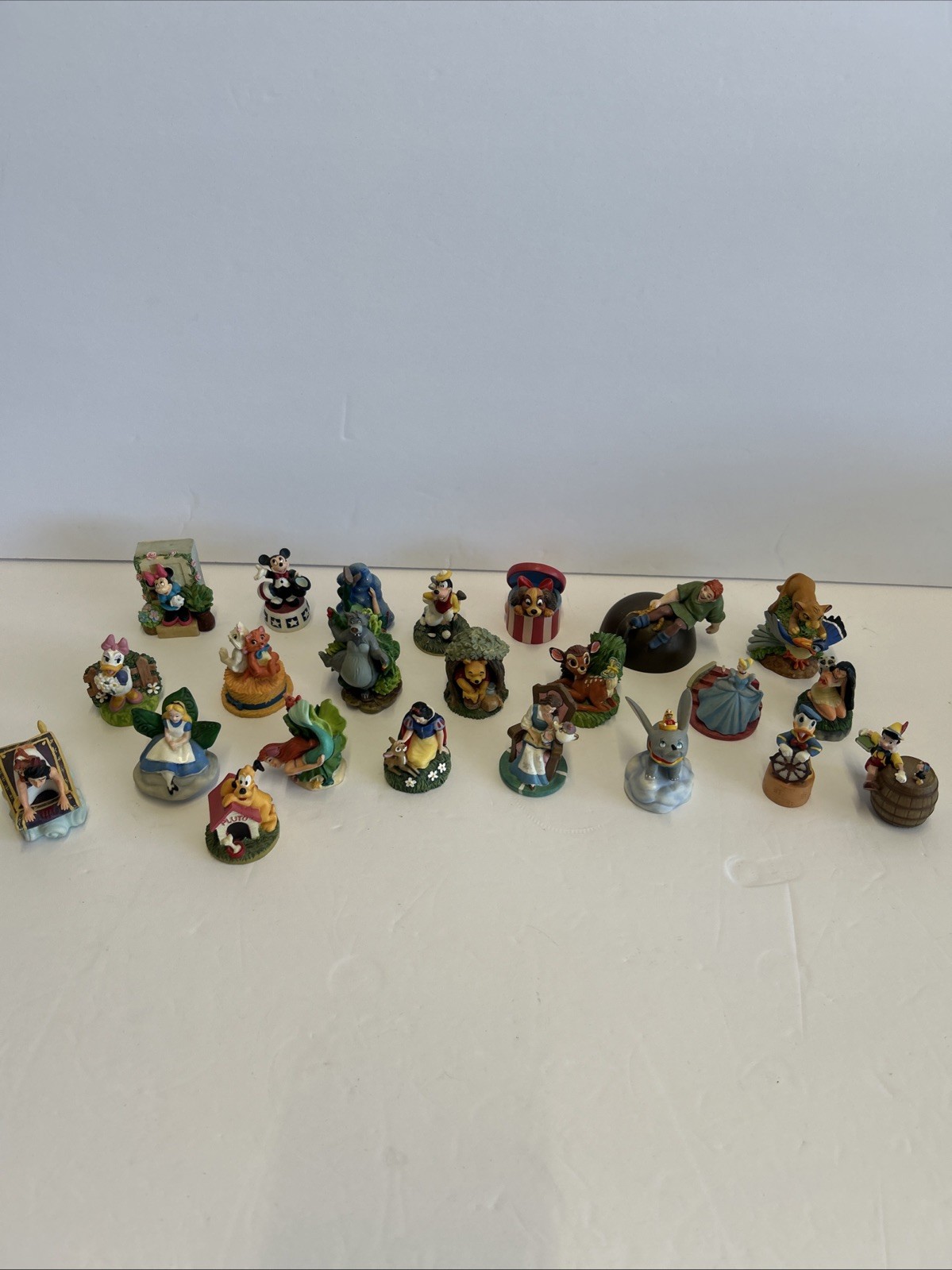 Lot of 23 Vintage 1998 Lenox Disney Magic Thimble Figurines Collection MOVIES