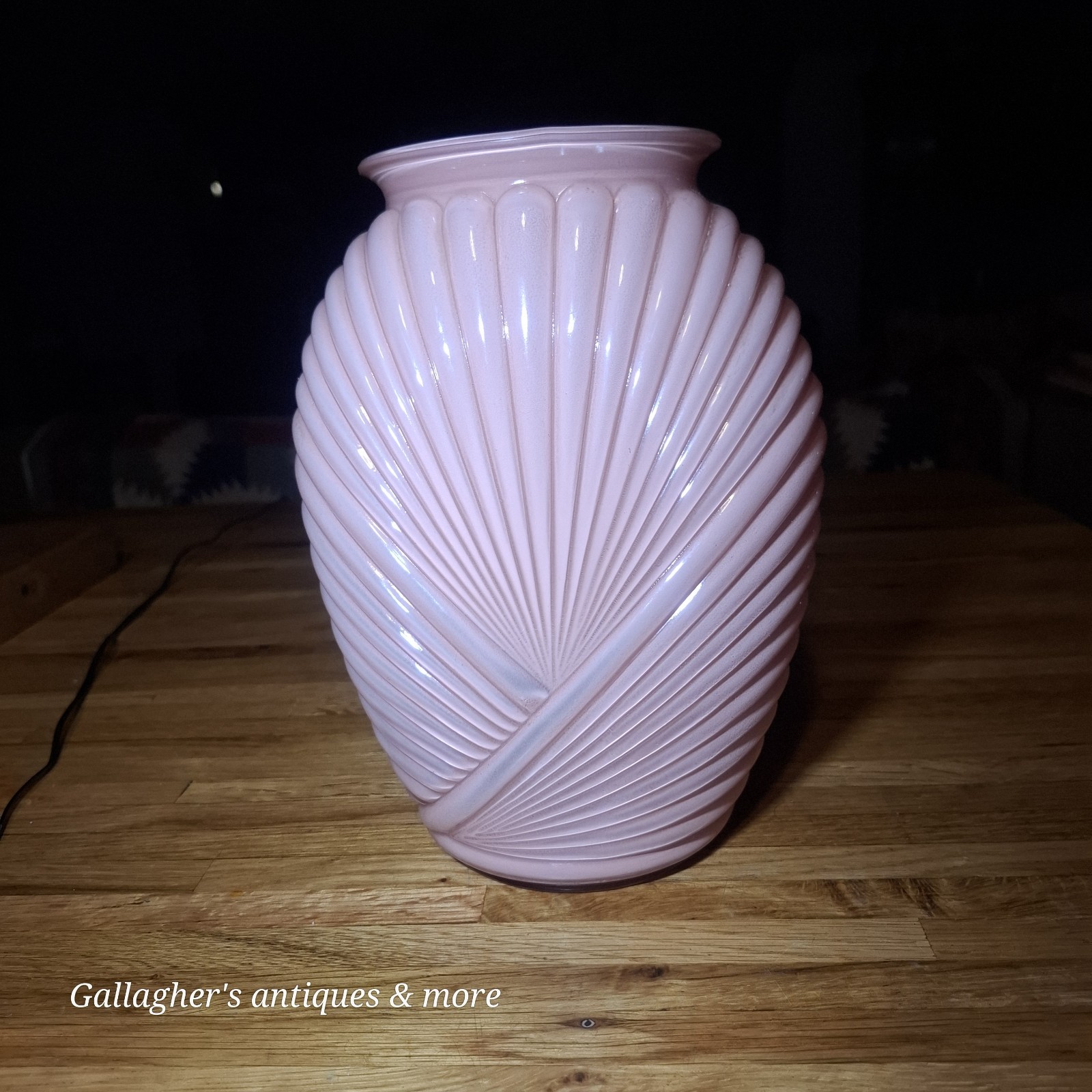 Vtg 1980s Anchor Hocking Pink Art Deco Vase Ribbed Draped Pleated Glass 9.5” MCM