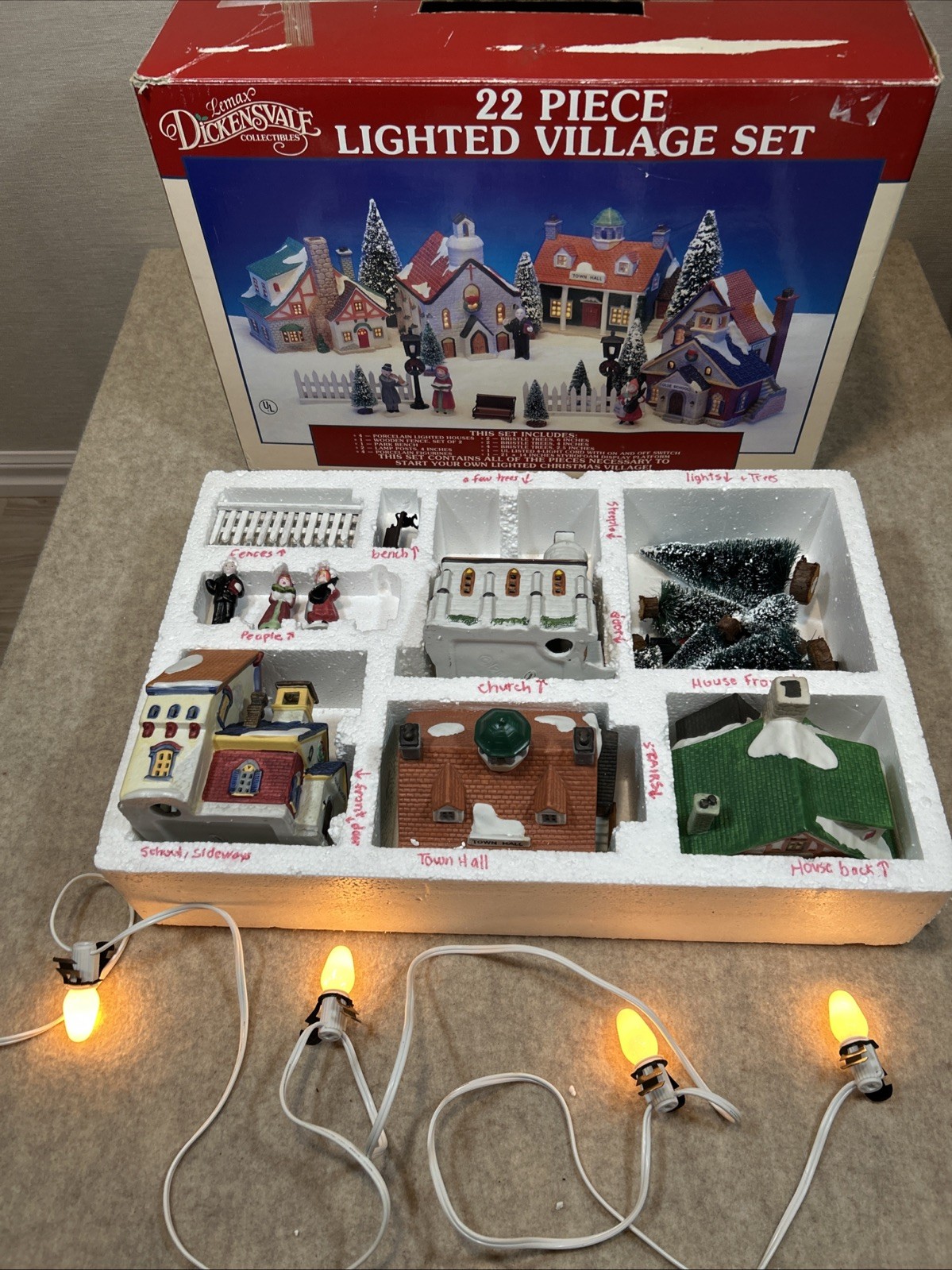 Vtg 1993 Lemax Dickensvale 22 Piece Lighted Village Set Porcelain Houses Figures