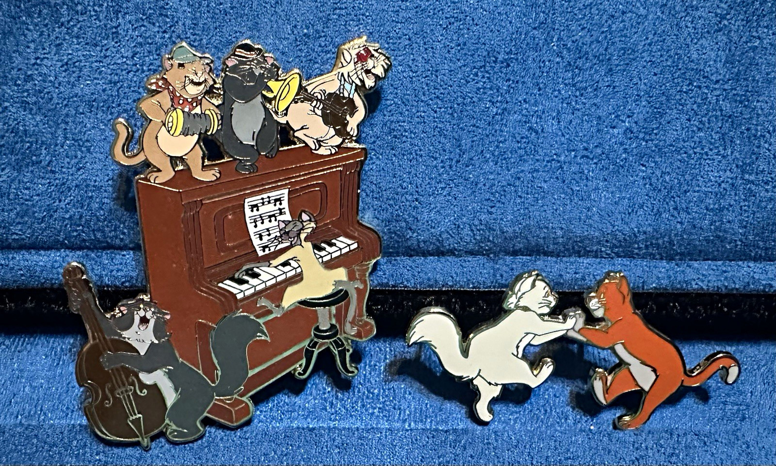 Rare Disney Auctions Aristocats 2 Pin Set LE 250 2005 Duchess O’Malley Piano HTF