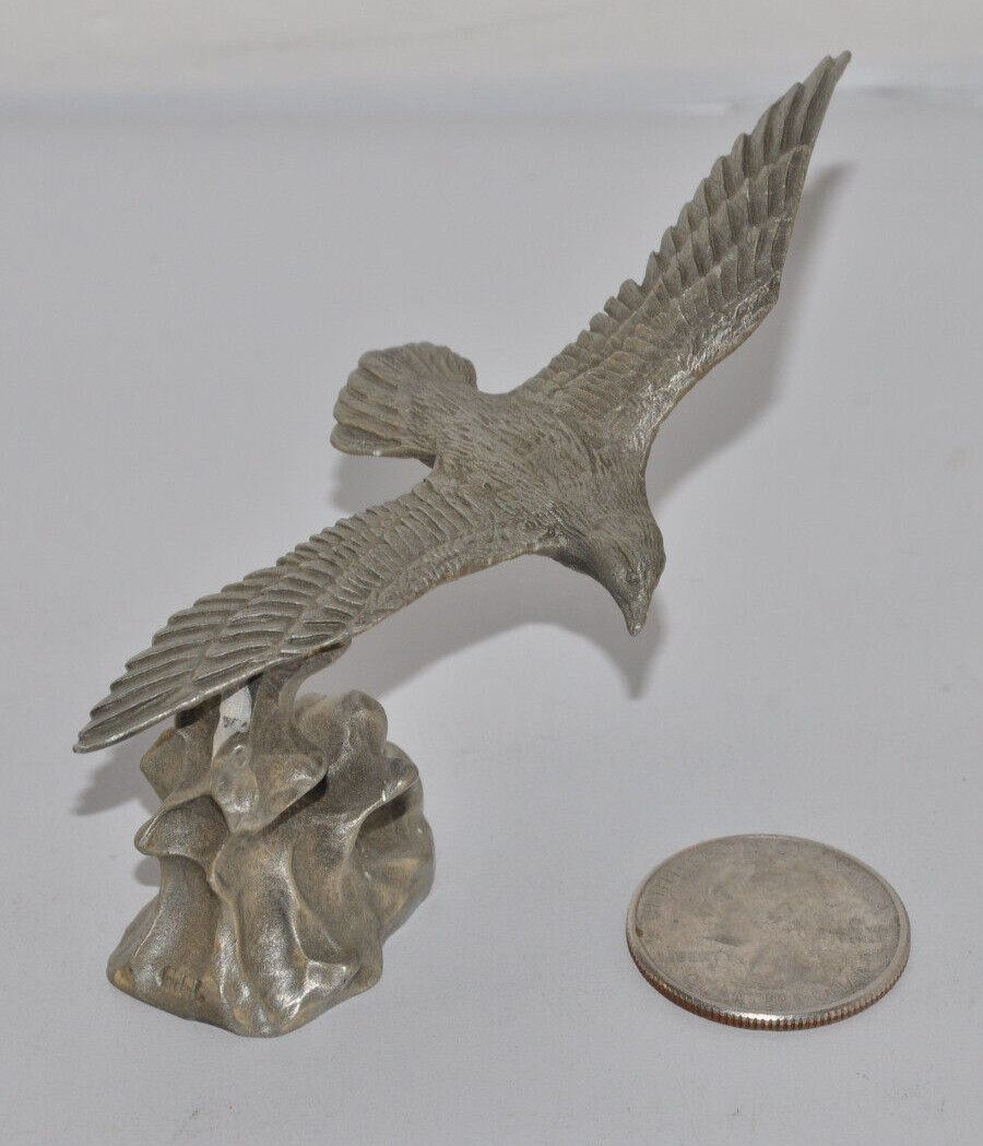 Hudson Fine Pewter 1982 #5559 Seagull Flying w Wave - Signed