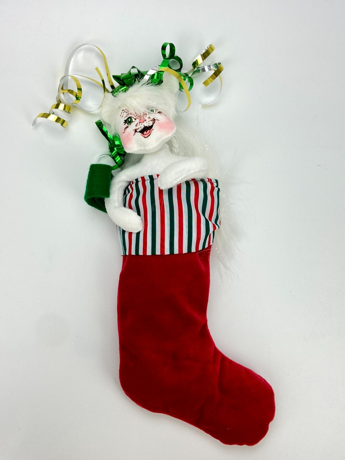 Annalee Hanging White Cat in a Red Stocking 13” Bow Ribbon Christmas Kitty Annalee Hanging White Cat in a Red Stocking 13” Bow Ribbon Christmas Kitty
