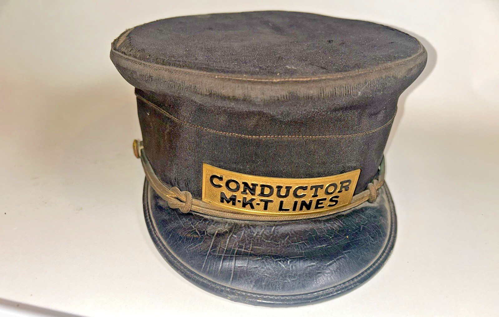 Antique Authenic Railroad Train Conductor Hat MKT Lines Missouri–Kansas–Texas Antique Authenic Railroad Train Conductor Hat MKT Lines Missouri–Kansas–Texas
