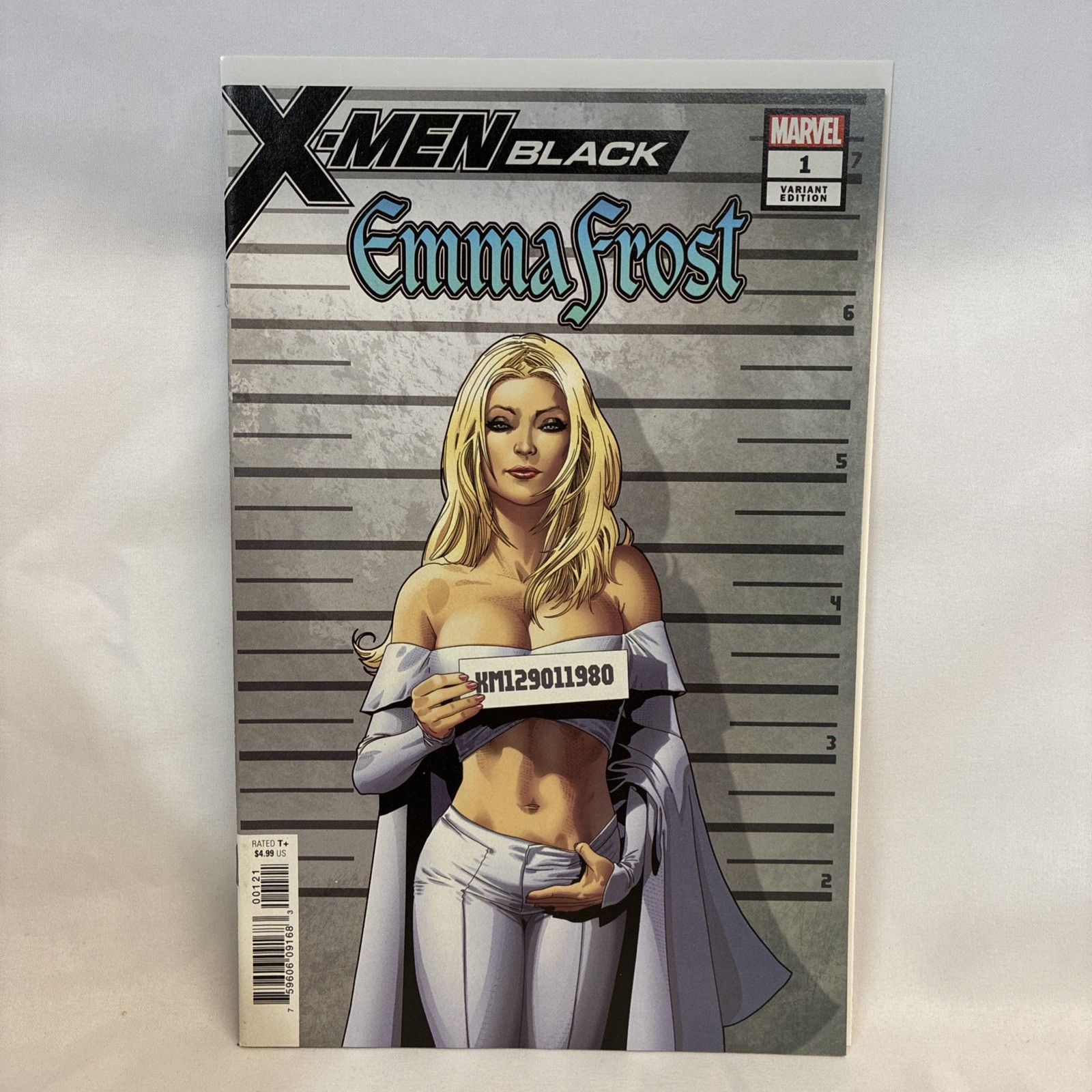 X-Men Black Emma Frost 1 One-Shot Salvador Larroca Variant Marvel Comics 2018