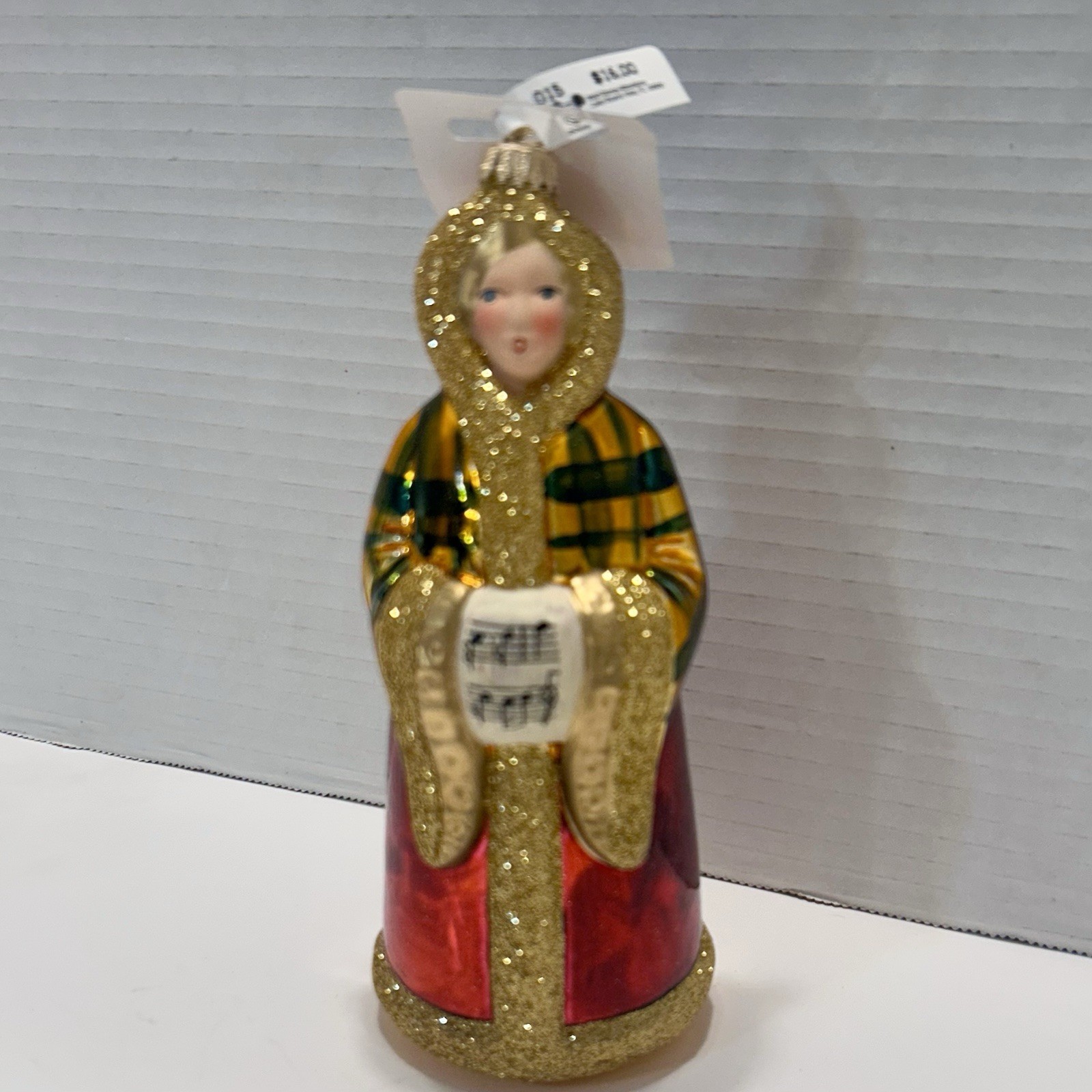 Krebs Lauscha Glas Victorian Christmas Carol Singer Epcot Disney Ornament NWT