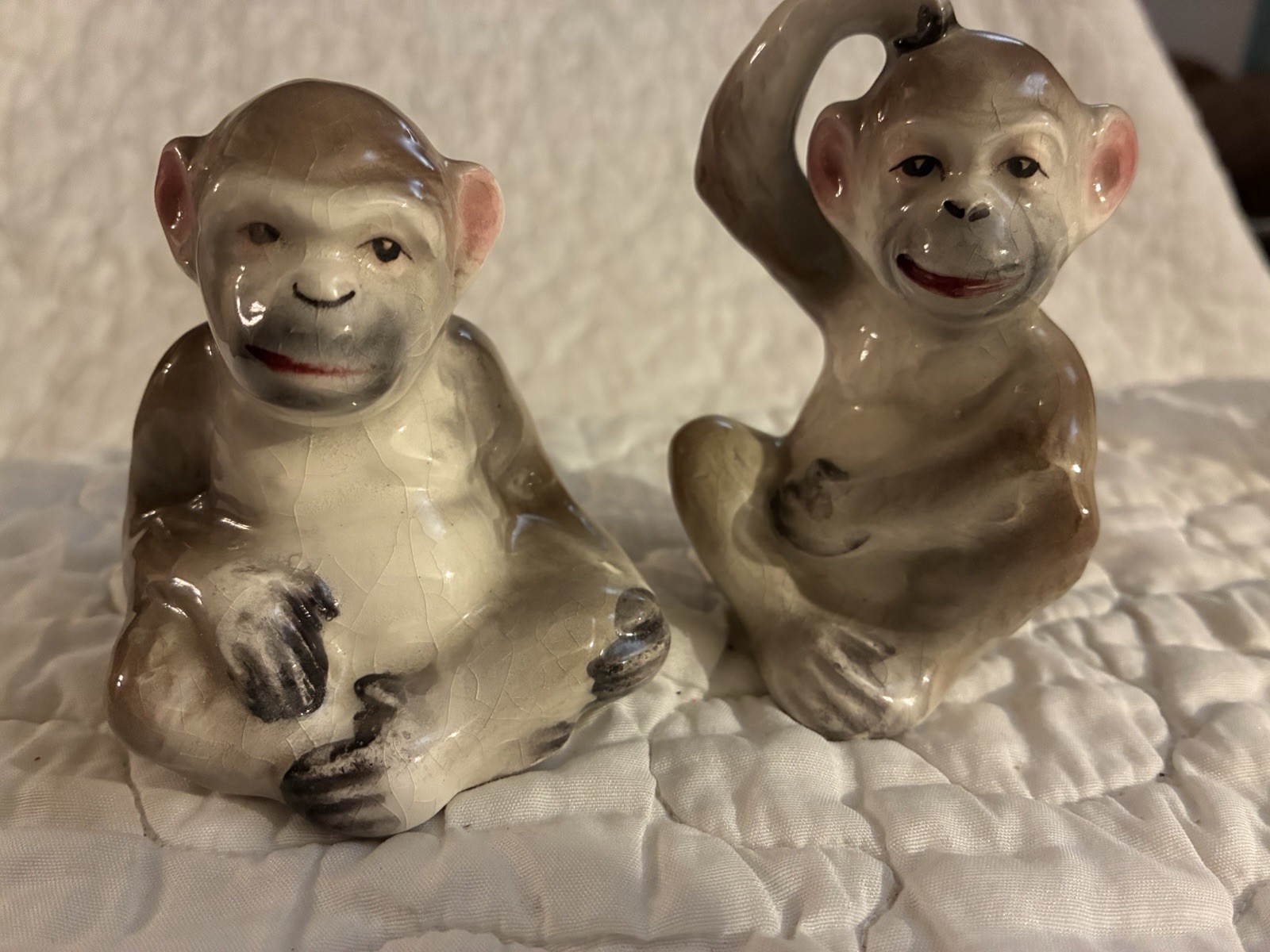 VTG Napco Japan Ceramic  Chimpanzee Salt n Pepper Shakers Kitsch MCM W/stoppers