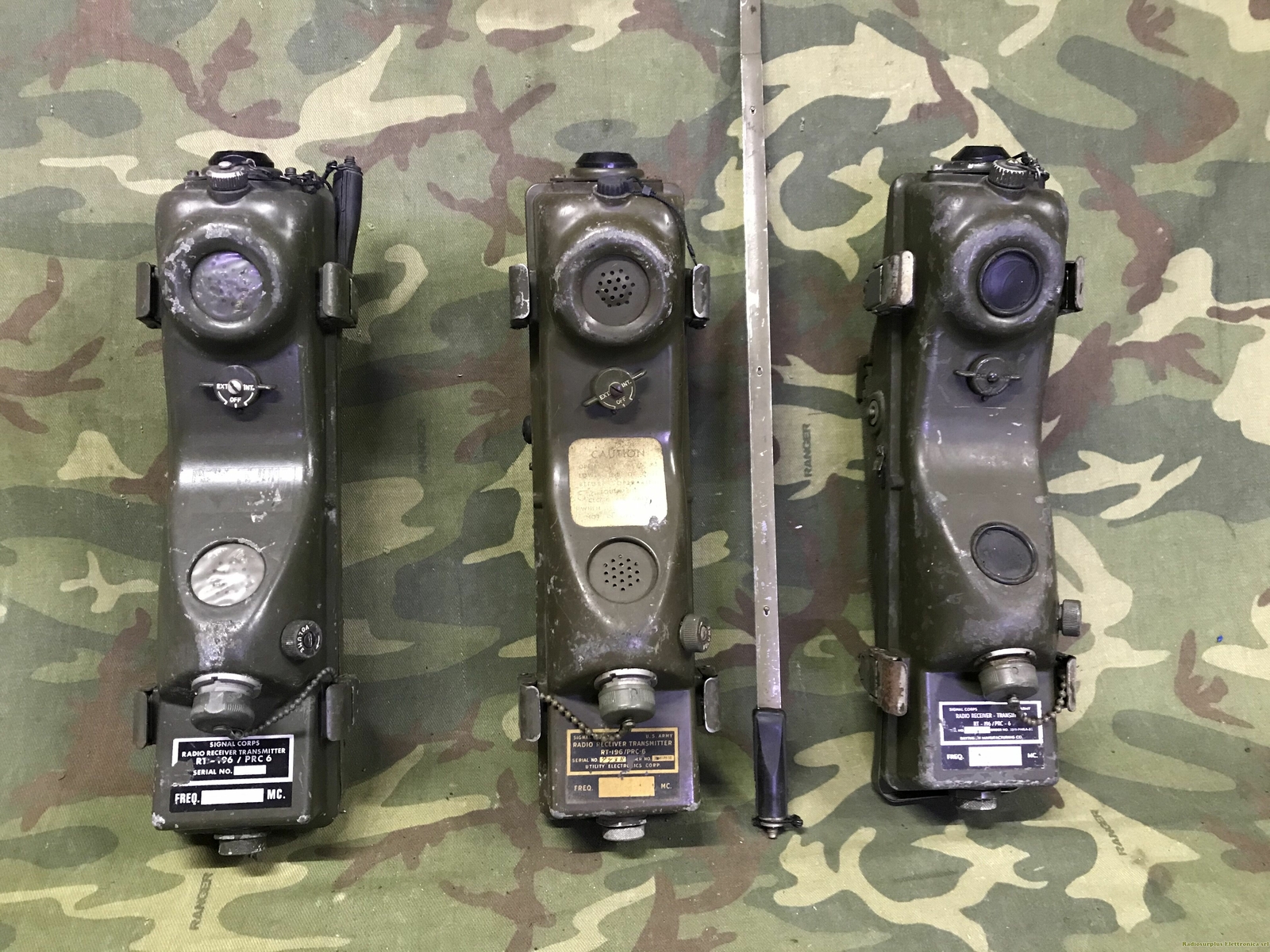 RT-196/PRC-6 Transceiver (Banana)