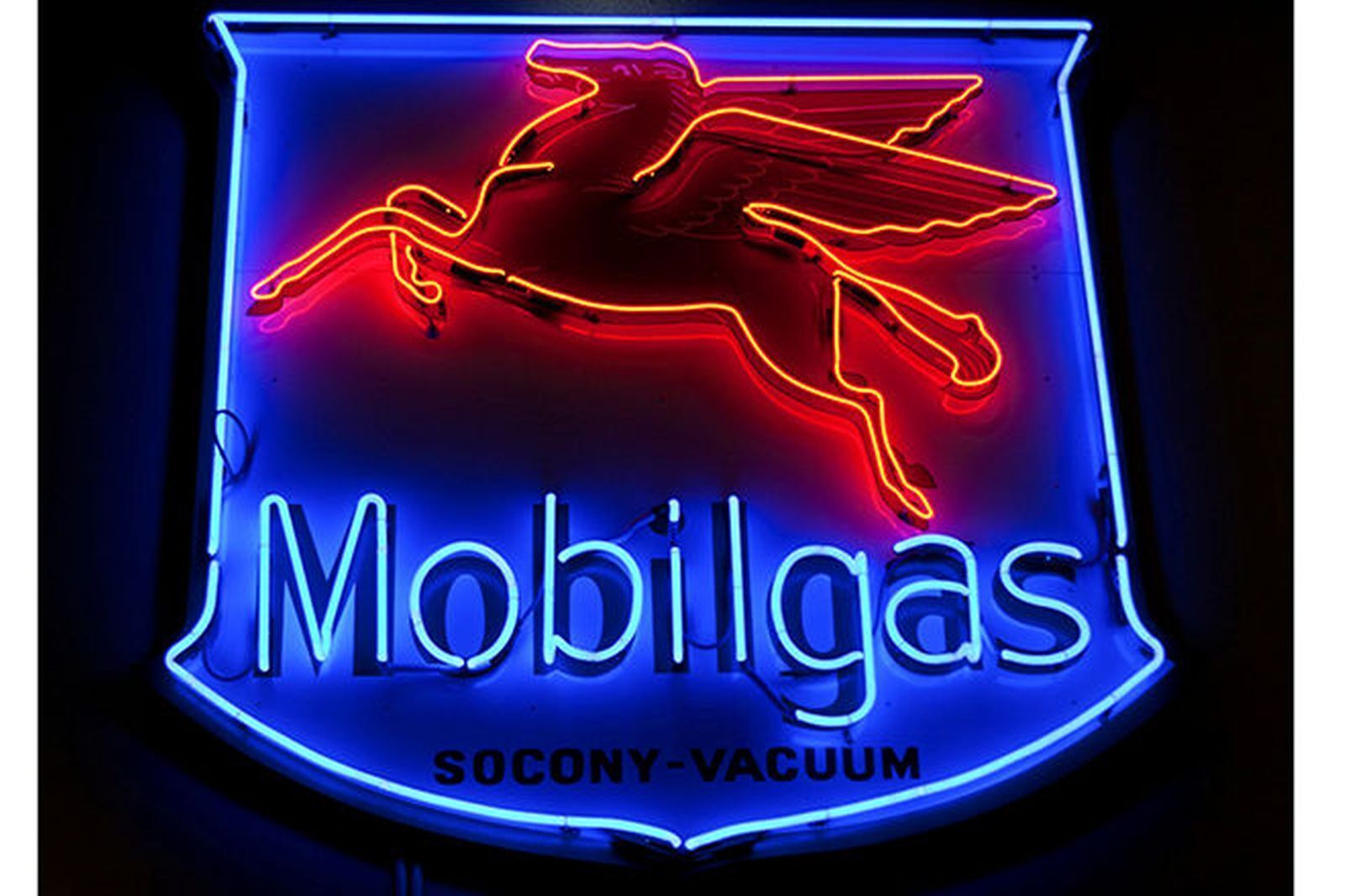 US STOCK Mobil Gas Flying Pegasus Vintage Neon Sign Gas Station Glass Decor 24