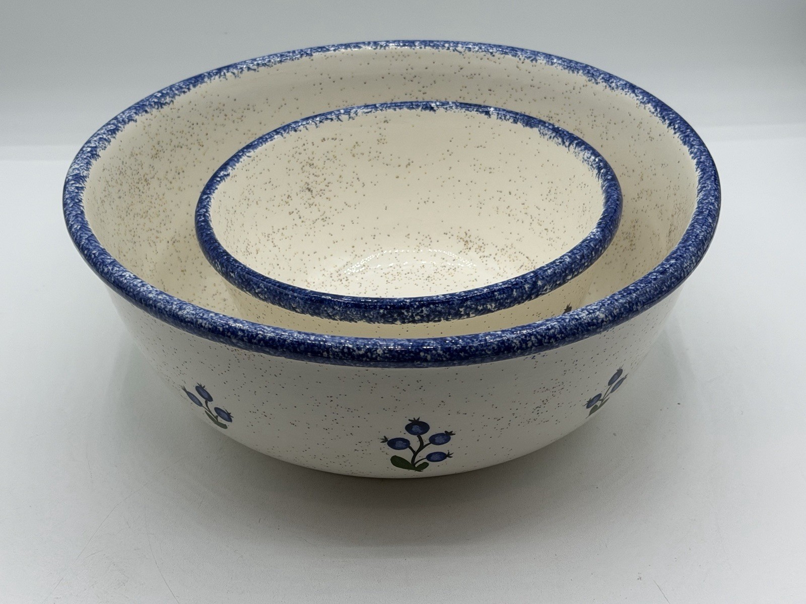 Vintage Set of 2 Fitzy\'s Blueberry Spongeware Pottery Mixing Serving Bowls