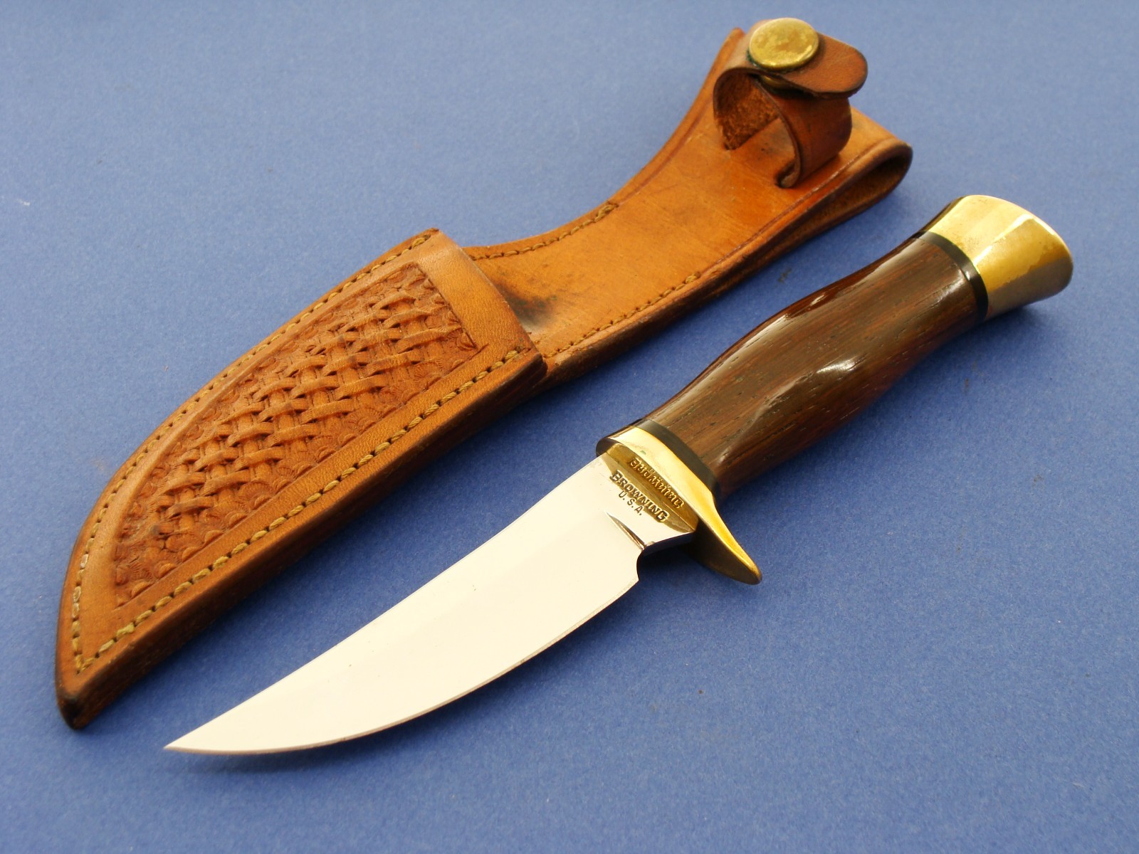 VINTAGE ORIG BROWNING USA GIL HIBBEN 4018 SKINNER HUNTING KNIFE SHEATH KNIVES EC