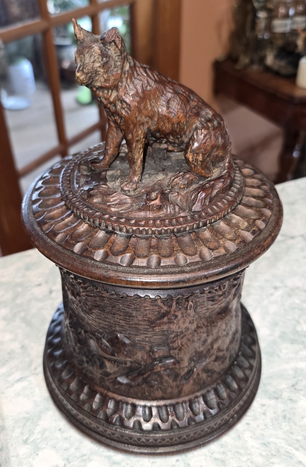 Antique 19th c. Black Forest Germany Maple Wood Tobacco Humidor Jar Dog Hunting